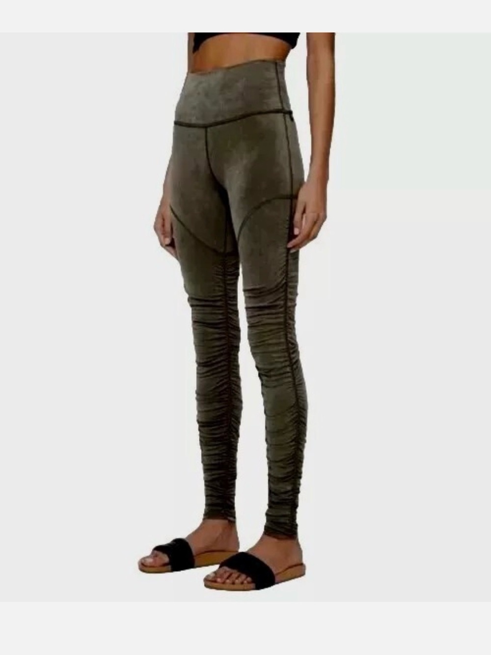 LULULEMON Into Something Good Smoky Green Leggings Sz 6 High Rise RULU Ruched